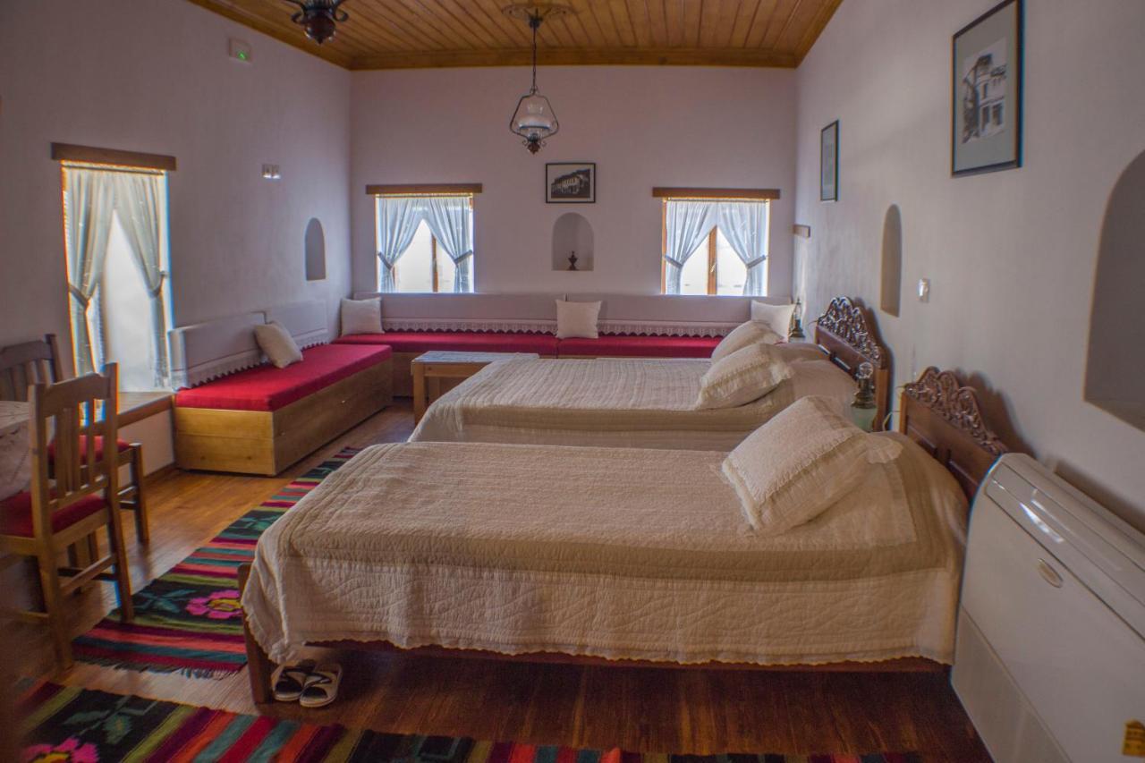 Hotel Old Bazaar 1790 Gjirokastër Esterno foto