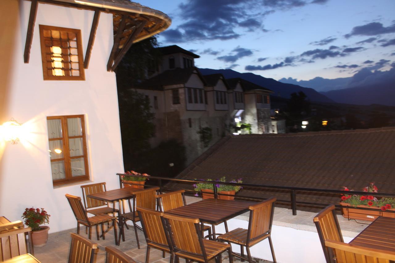 Hotel Old Bazaar 1790 Gjirokastër Esterno foto