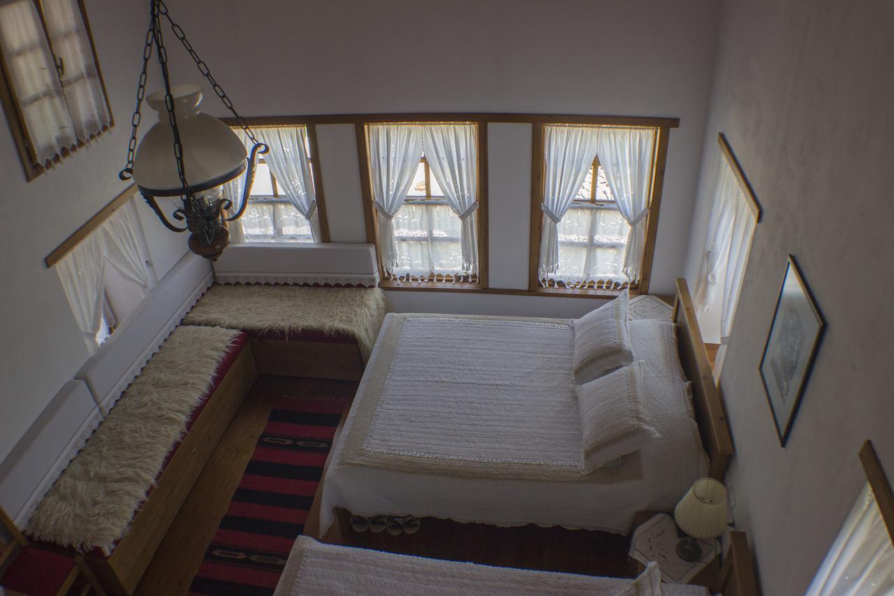 Hotel Old Bazaar 1790 Gjirokastër Esterno foto